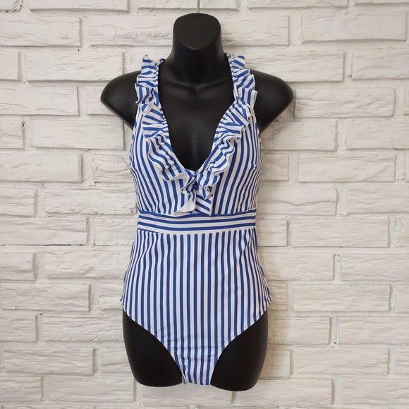 Cupshe Other - Cupshe Swim Suit Size M NWT